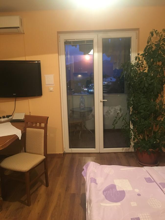 Apartamento Ana Tivat Exterior foto